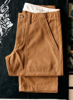 Brown Workwear Jeans With Side Pockets, Brown Jeans With Side Pockets For Work, Brown Cotton Cargo Pants With Welt Pockets, Brown Cotton Work Pants With Welt Pockets, Brown Cotton Work Pants With Patch Pockets, Brown Cotton Work Pants With Side Pockets, Brown Cotton Jeans For Work, Rugged Brown Pants With Pockets, Rugged Brown Pants