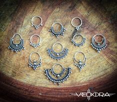 Hand-crafted 9.25 sterling silver, wear it in your septum, side nostril, or wear it as an earring. Please note all nose jewelry is non-refundable. ▪ 𝐃𝐈𝐌𝐄𝐍𝐒𝐈𝐎𝐍𝐒 ▪ *12 mm x 10 mm *18 Gauge *Sterling Silver 9.25 *Sold as a single piece *Please note all nose jewelry is non-refundable. ▪ 𝐏𝐀𝐂𝐊𝐀𝐆𝐄 𝐈𝐍𝐂𝐋𝐔𝐃𝐄𝐒 ▪ * One nose jewelry, as pictured. ▪ 𝐉𝐄𝐖𝐄𝐋𝐑𝐘 ▪ * https://www.etsy.com/shop/vedora ▪ 𝐃𝐈𝐒𝐂𝐎𝐔𝐍𝐓 𝐂𝐎𝐃𝐄𝐒 𝐀𝐍𝐃 𝐍𝐄𝐖 𝐃𝐄𝐒𝐈𝐆𝐍 𝐑𝐄𝐋𝐄𝐀𝐒𝐄𝐒 ▪ * https:/ Nose Peircing, Nose Ring Septum, Sterling Silver Nose Rings, Septum Rings, Indian Nose Ring, Silver Nose Ring, Septum Jewelry, Nose Jewelry, Nose Hoop