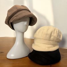 Newsboy Hats for Women are made of knit woolen fabric. These womens newsboy caps for sure to become your take-everywhere fall spring accessories. Ideal gift for girls and women. Classic & Stylish womens pageboy hat. This oversize hat is the perfect accessory to match your outfits. Soft Cozy & Warm Slouchy Newsboy Hat will keep you head warm when it`s colder outside. Wear these womens hats for fall winter and spring hats daily and enjoy its softness and practicality. You will look effortlessly st Pageboy Hat, Womens Newsboy Cap, Cute Beret, Oversized Hat, Woolen Cap, Cabbie Hat, Baker Boy Cap, Knitted Beret, Spring Hats