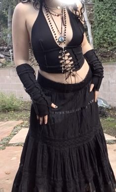 Faerie Goth Aesthetic, Diane Nguyen Season 6, Dark Hippy Aesthetic, Edgy Emo Outfits, Gothic Hippie Aesthetic, Grunge Fairy Outfit, Hippy Goth, Dark Hippie, Hippie Goth