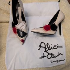 Never Worn, Adorable Pumps Olivia Black, Alice And Olivia, Alice Olivia, Black Cream, Shoes Women Heels, Shoes Heels, Pumps, Women Shoes, Cream