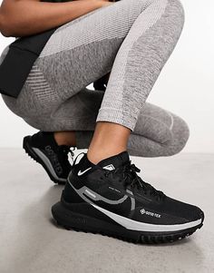 Nike Shoes For Running, Under Armor Tennis Shoes Women, Running Shoes Nike Women's, Women’s Running Sneakers, Waterproof Running Shoes, Winter Running Shoes, Stylish Running Shoes, Nike Running Shoes Women, Nike Branding