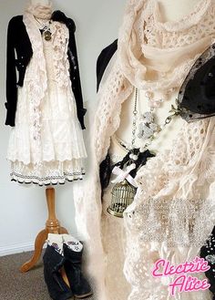 Beautiful Mori Girl Clothing. Layers. Lace. Comfort. Free & Still adorable. Inspired to create this look. Natural Kei, Everyday Steampunk, Mori Style, Dark Mori