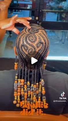 Cornrows Braids For Black Women With Beads, Halloween Braids Hairstyles Black, Bald Head Braids, Design Cornrows Braids, Curly Hairstyles Headband, Platinum Blonde Braids, Cornrows Design, Braid Gel, Beaded Braids