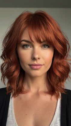 red hair color ideas Bob Red Hair, Shoulder Length Waves, Red Bob