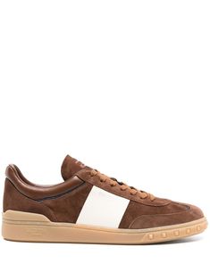 chocolate brown/ivory white calf suede panelled design leather panels logo print to the side logo patch at the tongue signature Rockstud detailing and logo at the sole round toe front lace-up fastening padded ankle leather lining branded insole flat rubber sole Sneakers Brown, Brown Sneakers, Suede Fabric, Suede Sneakers, Designer Sneakers, Ivory White, Boot Sandals, Chocolate Brown, Valentino Garavani