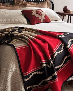 The College Fund Water Blanket - Your Western Decor Pendleton Bedroom, Pendleton Bedding, Pendleton Blankets, Edward S Curtis, Navajo Blanket, Western Bedroom Decor, Cowboy Chic, Western Bedroom, Pendleton Blanket