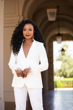 Eva Ivory Feather Blazer Set – Mahdera Powerful Poses For Women, Business Photoshoot Outside, Business Pictures Professional Women, Brand Photoshoot Ideas Black Women, Ceo Photoshoot Ideas Black Women, Business Professional Photoshoot Ideas, Professional Headshots Black Women, Power Poses For Women, Aka Photoshoot