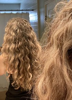 Hair Motivation, Blonde Curly Hair, Wavy Curly Hair, Good Hair Day, Hair Inspo Color, Dream Hair, Long Curly Hair, Aesthetic Hair, Perm