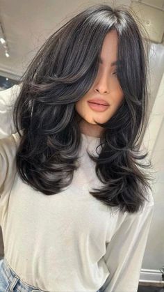 Long Layers Short Length Hair, Mid Back Length Hair, Disconnected Layers, Long Sleek Hair, Long Haircut, Colour Ideas, Beauty Inspo