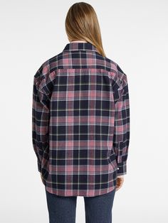 An oversized button-up shirt with dual front pockets features an elongated silhouette with a baggier, boyfriend look. Casual Collared Flannel Shirt For Work, Trendy Relaxed Fit Flannel Shirt With Pockets, Spring Casual Workwear Flannel Shirt, Spring Casual Flannel Workwear Shirt, Spring Casual Flannel Work Shirt, Trendy Oversized Button-up Flannel Shirt, Trendy Relaxed Fit Flannel Shirt For Work, Trendy Oversized Shirt With Spread Collar, Classic Oversized Button-up Flannel Shirt