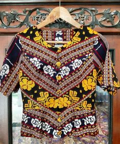 Tenun Ikat, Batik, Women's Fashion, Indonesia, Sewing, Women's Top, Dresses, Quick Saves