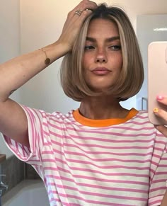 Hair Inspiration Short, Girl Haircuts, Penteado Cabelo Curto, Trending Haircuts, Blonde Bobs, Short Blonde Hair, Hair Envy, Bobs Haircuts, Bob Hairstyles