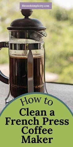 Enjoying your iced coffee recipes and espressos using your French press? Maintain this little buddy with these great tips and ideas of how to clen a French press coffee maker at home. Coffee Keto, French Press Cold Brew, Cold Brew Recipe, Photography Coffee, Barista Coffee, Quotes Coffee, Cake Coffee, Coffee Ideas, Coffee Facts