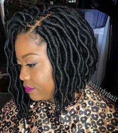 Curly Faux Locs Crochet, Crochet Bob, Faux Locs Styles, Curly Faux Locs, Bob Braids Hairstyles, Crochet Faux Locs, Curly Crochet Hair Styles, Bob Braids