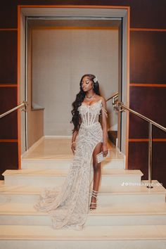 Silver Met Gala Dresses, White Md Dresses, White Diamond Prom Dress, Asoebi Gowns Lace Styles, Birthday Party Fits Casual, White Matric Dance Dresses, Corset Prom Dress Black Women, Md Dresses 2024, Prom Dresses Ideas Black People