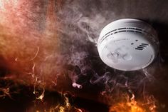 Smoke detector and fire alarm in action background with copy space Safety Kit, Commercial Plumbing, Fire Alarm System, Fire Hazard, Fire Protection, House Fire, Fire Safety, Alarm System, Save Life