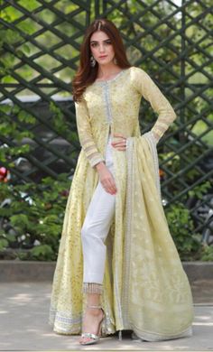 Dress Hijab Party, Hijab Party, Maya Ali, Pakistani Dresses Casual, Indian Gowns Dresses, Indian Gowns, Pakistani Bridal Dresses