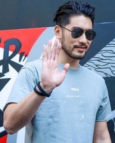 Japan Haircut, Back Workout Men, Godfrey Gao, Pompadour Men, Magnus Bane, Asian Haircut, Men Beard, Men Hairstyle, Asian Men Hairstyle