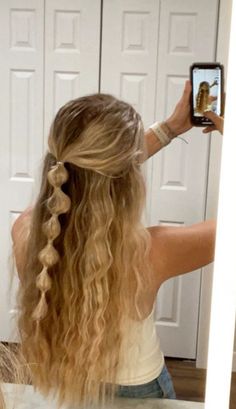 #hair #hairstyles #blondehaircolor #school #work #daily #aesthetic Preppy Hairstyles, Hairstyle Examples, Beachy Hair, Hairstyles 2024, Hairdos For Curly Hair, Peinados Fáciles Para Cabello Corto, Hair Stylies, Hairdo For Long Hair, Hair Stylist Life