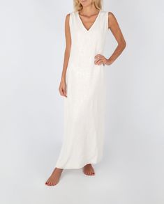 Beautiful long linen woman's dress with slits on either side. V neck in front and back. Low cut comfortable and spacious armholes. Perfect for day or night. Elegant Linen Dress With Side Slits, Linen Beach Dresses With Side Slits, Beach Linen Dress With Side Slits, Linen Dress With Side Slits, Elegant Linen Maxi Dress With Side Slits, Linen Maxi Dress With Side Slits, White Unlined Linen Maxi Dress, Linen Women, Dress Clothes For Women