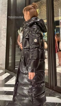 Glam Shoes, Black Parka, Puffy Coat, Heels Fashion, Down Puffer Coat, Hooded Raincoat