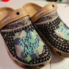 Beading And Custom Fabric Camo Bling Crocs, Purple Crocs, Crocs Platform, White Clogs, Mary Jane Clogs, Black Clogs, Crocs Fashion, Bling Shirts, Brown Leather Heels