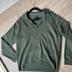 This Is A Gorgeous Green Cashmere Sweater Is Men’s But I’m A Girl And Prefer Men’s Oversized Sweaters. Never Worn Once! It Was A Christmas Present. Great For Guys Or Oversized Look For Girls. Butter Soft. Originally $250 Perfect Condition Casual Green Polo Sweater For Fall, Oversized V-neck Polo Sweater Casual, Casual V-neck Polo Sweater For Spring, Green Long Sleeve Casual Polo Sweater, Classic Oversized Collared Sweater, Oversized Collared Classic Sweater, Casual Green Polo Sweater With Ribbed Cuffs, Casual Fall Polo Sweater With Collar, Casual Collared Polo Sweater For Fall