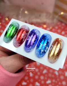 Chrome Snowflake Nails, Xmas Nail Art, Chrome Nails Designs, Hippie Nails, Finger Nail Art, Nail Jewels, Christmas Nails Easy, Sweater Nails