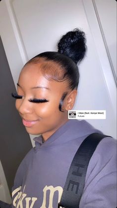 Natural Hair Bun Styles, Sleek Ponytail Hairstyles, Quick Natural Hair Styles, Girls Natural Hairstyles, Curly Hair Styles Easy, Pretty Braided Hairstyles, Natural Curls Hairstyles, Natural Hair Styles Easy, Slick Hairstyles