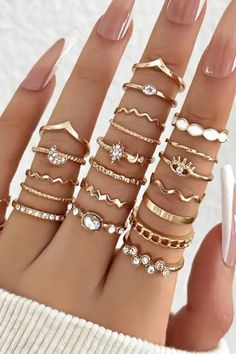 Bijoux Piercing Septum, Fashion Ring Set, Bohemian Elements, Knuckle Ring, Stylish Rings, Geometric Ring, Gold Ring Sets, Vintage Heart, Cute Rings