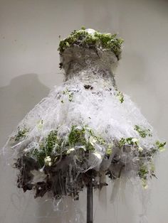 Moss Wedding Dress, Dress Made Of Flowers, Floral Costume, Wire Dress, Moss Dress, Mosaic Dress, Leaf Dress, Recycled Dress, Fairy Clothes