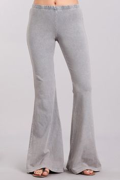 Experience luxury with our Chatoyant Mineral Wash Bell Bottoms! These pants have the appearance of mineral jeans, but the comfort of leggings and an elastic waist. Each one is uniquely hand-dyed, resulting in beautiful variations that add character. With an inseam of 33 inches and made in America with a blend of 93% cotton and 7% spandex, these pants are the epitome of premium quality. Perfect for resort wear, exude elegance and sophistication while staying comfortable and sexy. Check out all th Casual Festival, Country Style Outfits, Fun Pants, Soft Pants, Bell Bottom Pants, Plush Fabric, Grey Denim, Bell Bottom, Lovely Colors