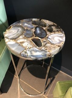 a table that has some rocks on it