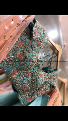 Maggam Blouse, Cotton Blouse Design, Ice Blue Color, Saree Blouse Neck Designs, Kids Blouse Designs, Traditional Blouse Designs, Reception Gown, Maggam Works