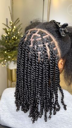 Twistout On 4c Hair, Styles For Twists, Hair Braids Natural Hair, Medium Twists, How To Style Braids, Hairstyles On Natural Hair, Twists On Natural Hair, Mini Twists Natural Hair, Natural Twist