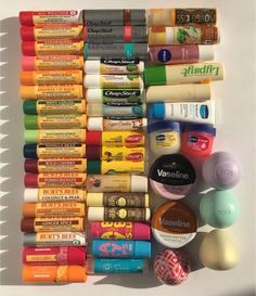 Koleksi Makeup, Alat Makeup, Lip Balm Collection, Beeswax Lip Balm, Lip Gloss Collection, Pinterest Makeup, Makijaż Smokey Eye, Body Skin Care Routine, Beauty Skin Care Routine