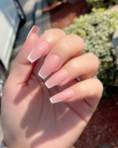 Elegance Nails, Decoration Nails, Beige Nails Design, Trends Nails, 2023 Nail, Classy Nail, Nails Classy, Easy Nails, Ombre Acrylic Nails