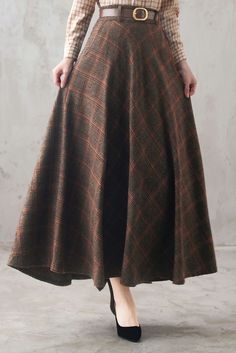 Wool Skirt Outfit, Wool Maxi Skirt, Long Wool Skirt, Wool Plaid Skirt, Maxi Skirt Vintage, Plaid Wool Skirt, Skirt A Line, Academia Outfits, Long Skirt Outfits