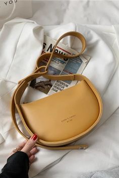 Beige Crossbody Baguette Bag With Zipper, Trendy Satchel Saddle Bag With Zipper, Beige Crossbody Belt Bag With Zipper Closure, Trendy Saddle Shoulder Bag With Zipper Closure, Saddle Crossbody Bag, Soft Pattern, Sling Bag, Saddle, Best Sellers