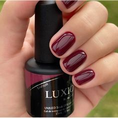 Luxio Savour – Erica's ATA Fall Nails Cranberry, Burgundy Square Nails, Dip Nail Trends, Russian Gel Manicure, Toenails Colors, Winter Nail Color, Cranberry Nails, Autumn Manicure, Deep Red Nails