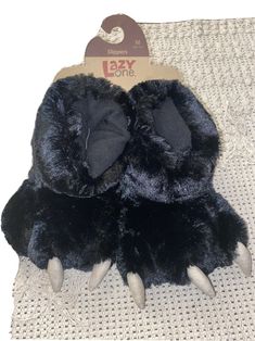 LAZY ONE SLIPPERS Black Bear NEW W/TAGS Age 13-3 MEDIUM Black Fur Claws. Puffy Shoes, Claw Slippers, Halloween Slippers, Bearpaw Slippers, Paw Slippers, Fun Slippers, Bear Slippers, Slippers Black, Black Slippers