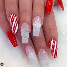 Art Designs Ideas, Red Christmas Nails, 13 November, Nail Jewels, Winter Nails Acrylic, Cute Christmas Nails, Cute Acrylic Nail Designs, Christmas Nail Art Designs