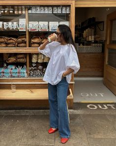 Bank holiday sunday bakery and coffee run 🥐☕️ Top: @topshop Jeans: @marksandspencerstyle Shoes: @madewell gifted Outfit linked in bio via @ltk.europe #summeroutfit #summeroutfitinspo #summer2024 Coffee Outfit Ideas, Denim Shirt Outfit Women, Coffee Run Outfit, Midsize Summer Outfit, Casual Sunday Outfit, Minimalist Chic Outfit, Madewell Outfits, Denim Shirt Outfit, Classy Wardrobe