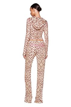 I Am Gia Cheetah Print, Girly Two Piece Sets, Cheetah Print Pajamas, I Am Gia Tracksuit, Cute Sweat Sets, Gia Tracksuit, Pink And Leopard Outfit, Cute Sweatsuits, Fall Fits Black Women