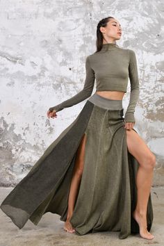 Zhe Skirt Zhenabia, Image Long Boho Skirt Outfit, Drawing Capes, Divine Feminine Outfits, Desert Aesthetic Fashion, High Split Skirt, Desert Clothing, Solarpunk Fashion, Dune Aesthetic, Silver Clothes