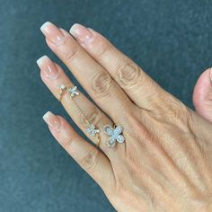 Dainty New One Pc Only Butterfly Ring With High Quality Cubic Zirconia Stones Only 2 Left Please Message Me Your Ring Size Butterfly Ring, 7 Rings, Gold Butterfly, Cz Ring, Womens Jewelry Rings, Cubic Zirconia, Ring Size, Size 7, Yellow Gold