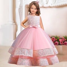 Girls Top Design, Christmas Banquet, Flower Girl Outfits, Pearl Cake, Kids Party Wear, Ivory Flower Girl Dresses, Kids Frocks Design, Dress Christmas, Kids Fashion Dress