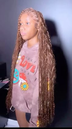 𝘧𝘰𝘭𝘭𝘰𝘸 𝘧𝘰𝘳 𝘮𝘰𝘳𝘦 𝘤𝘶𝘵𝘦 𝘱𝘪𝘯𝘴 ☁️ Blonde And Brown Braids, Brown Braids, Hair Braid Designs, Natural Hair Bun Styles, Goddess Braids Hairstyles, Body Hygiene, Braided Hairstyle, Cute Braided Hairstyles