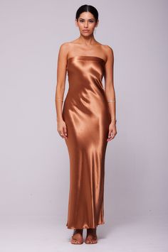 This is an image of Anna Slip in Copper - RESA featuring a model wearing the dress Strapless Slip Dress, Copper Bridesmaid, Copper Bridesmaid Dresses, Slip Dress Midi, Bias Slip Dress, Copper Dress, Belle Dress, Maxi Bridesmaid Dresses, Dress Midi